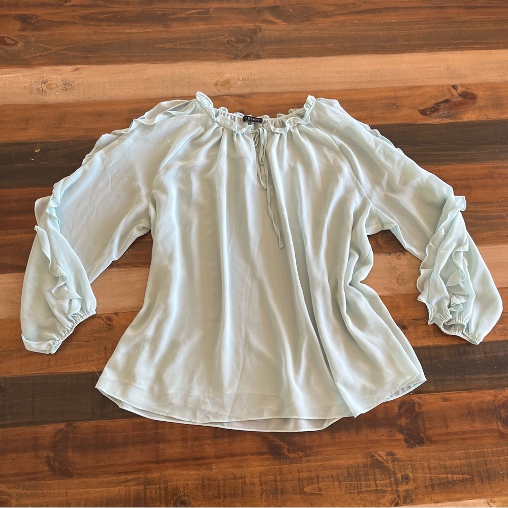 Mint colored cold shoulder blouse 2x 1State